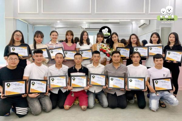 Học Grooming thú cưng tại Học Viện Học Cắt Tỉa Lông Chó Học Grooming thú cưng tại Học Viện Học Cắt Tỉa Lông Chó